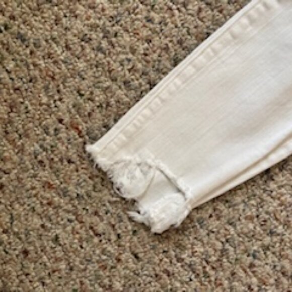 Abercrombie & Fitch High Waisted Skinny Jean - Picture 4 of 7